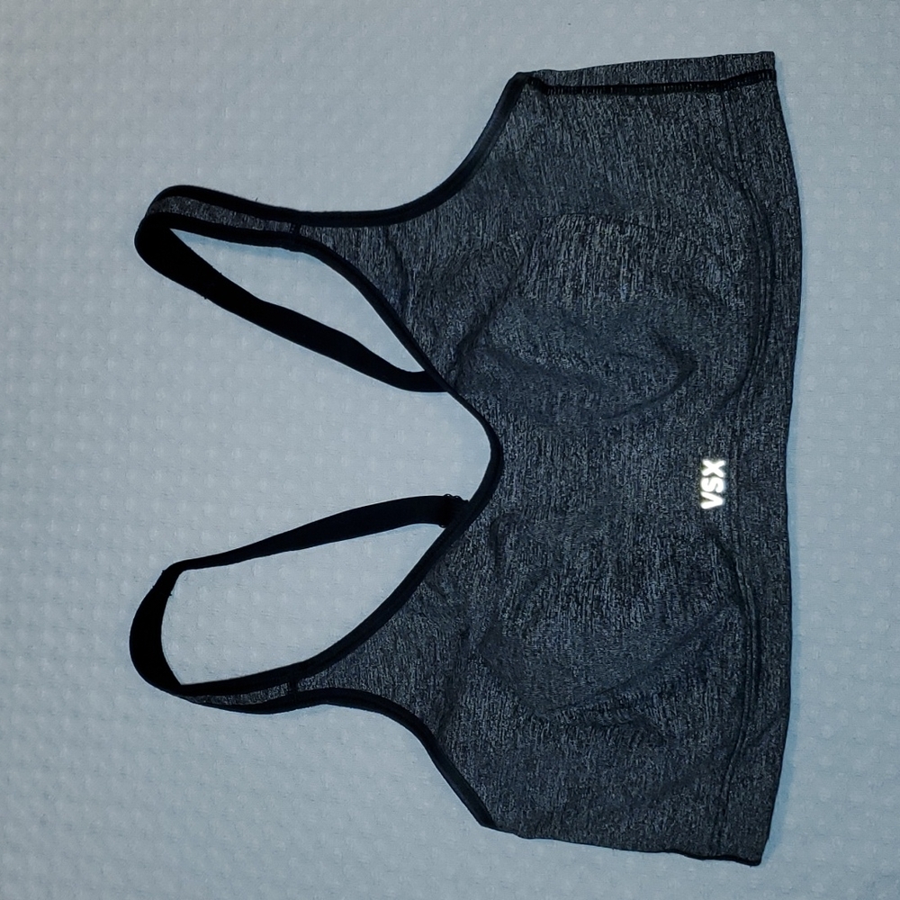 Victoria's Secret VSX Sports Bra 36D